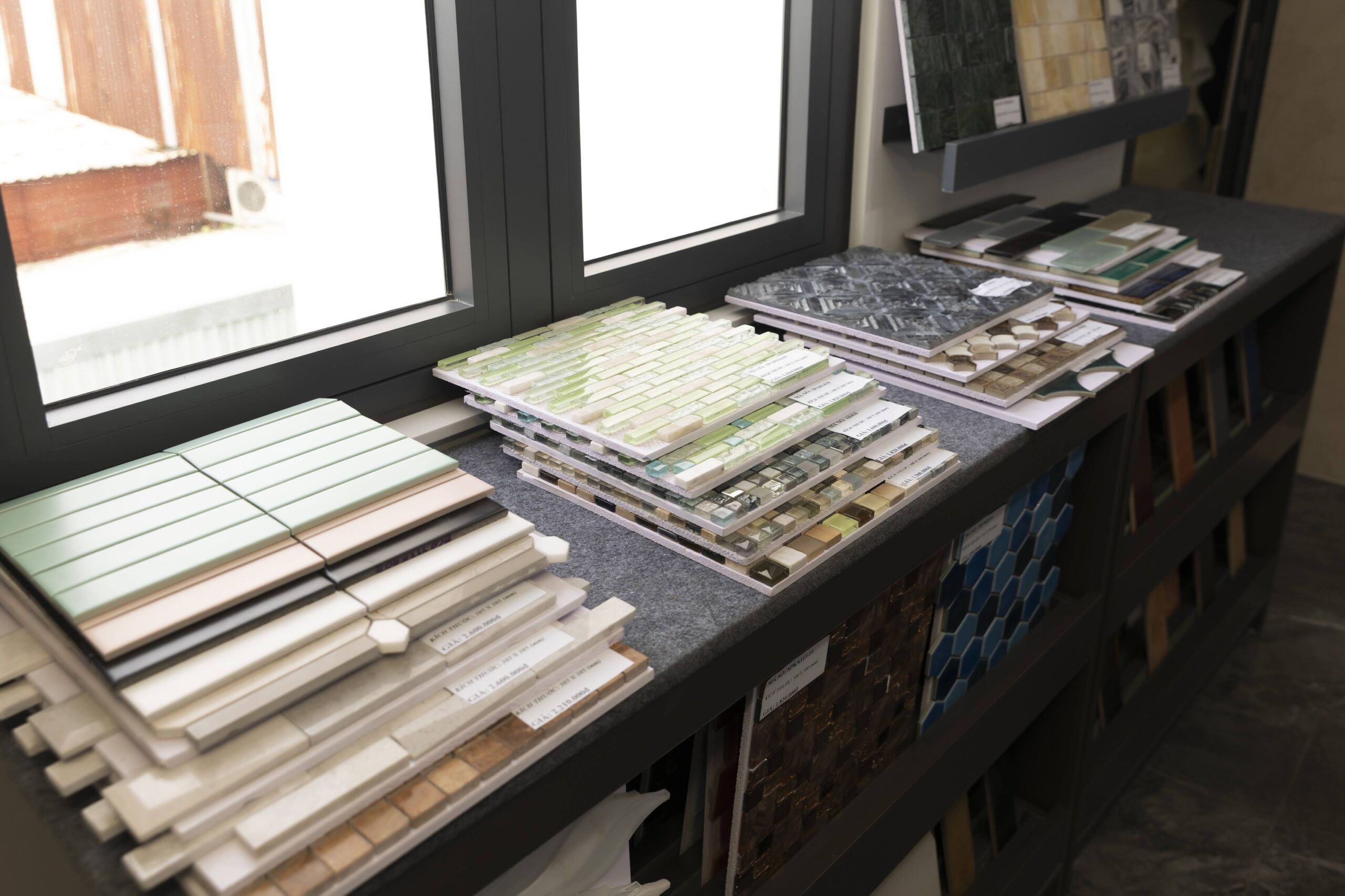 showroom khai trương