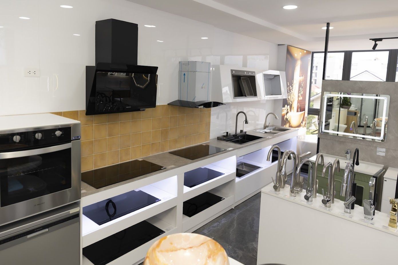 showroom bồn rửa mặt